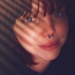 Meet your Posher, Ashton